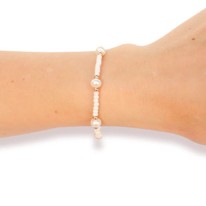 Luster White Pearl Bracelet