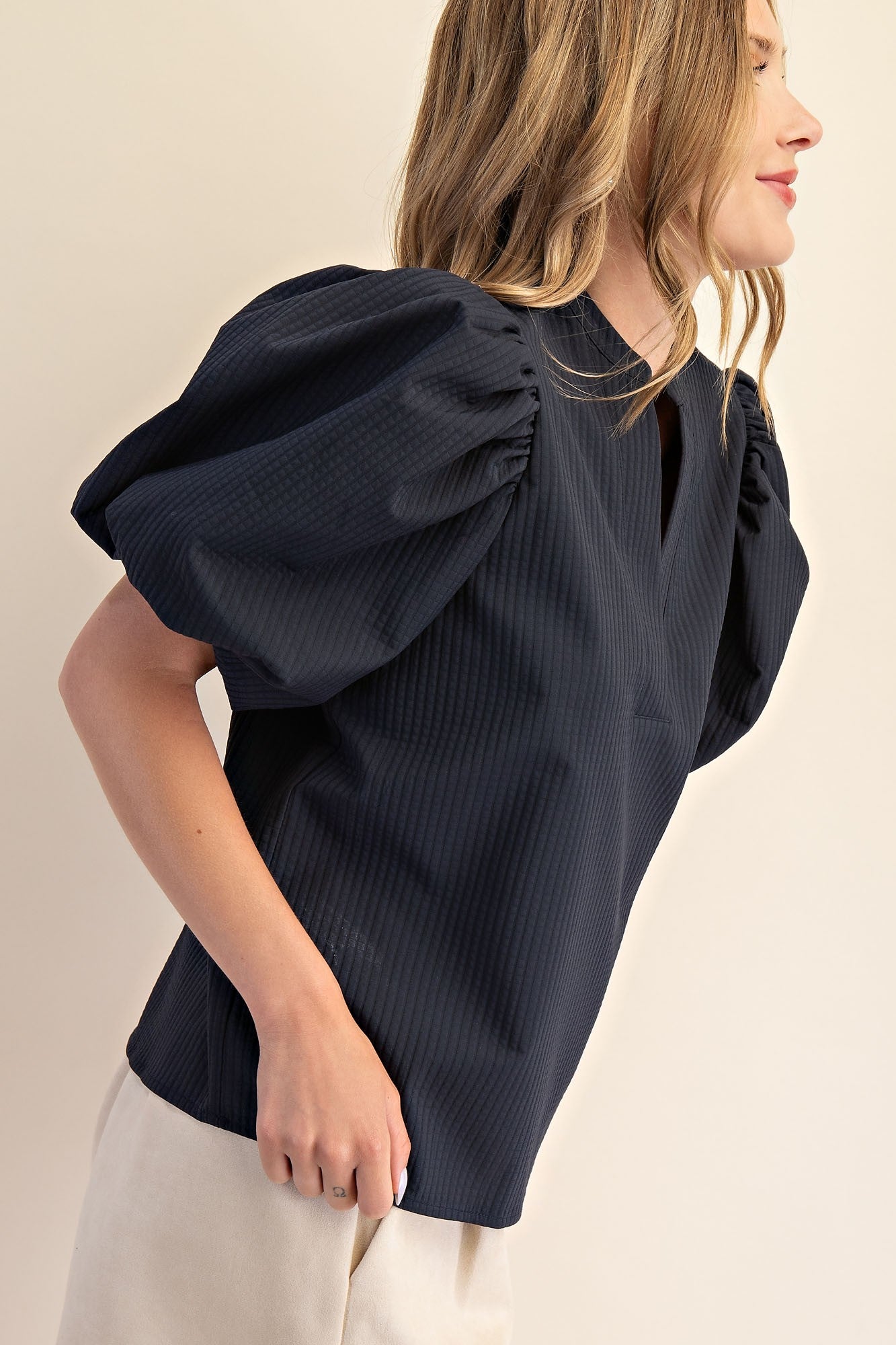 Navy Noted Puff Sleeve Top