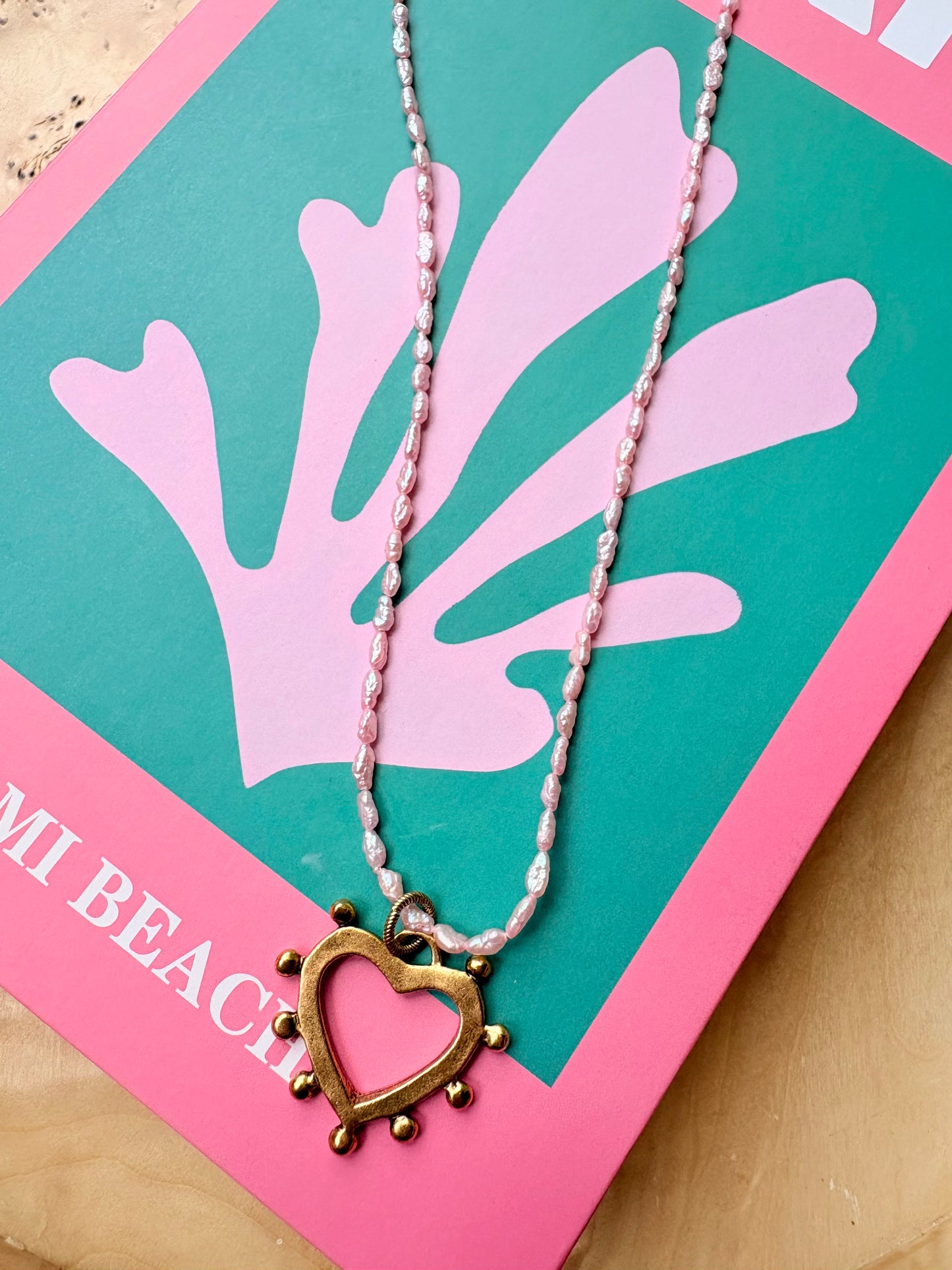 Georgia Necklace - Baby Pink