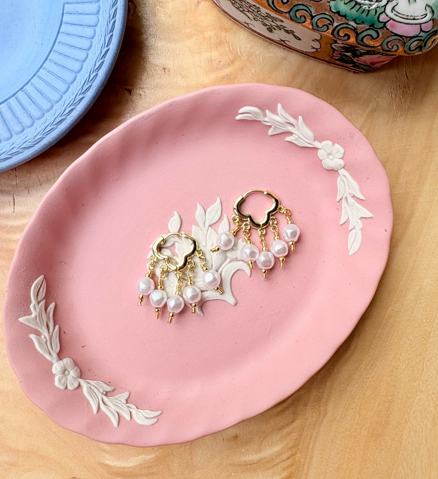Bella Pearl Hoops