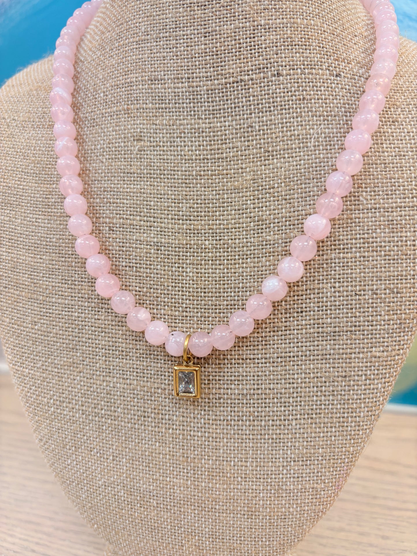 Adley Necklace - Light Pink