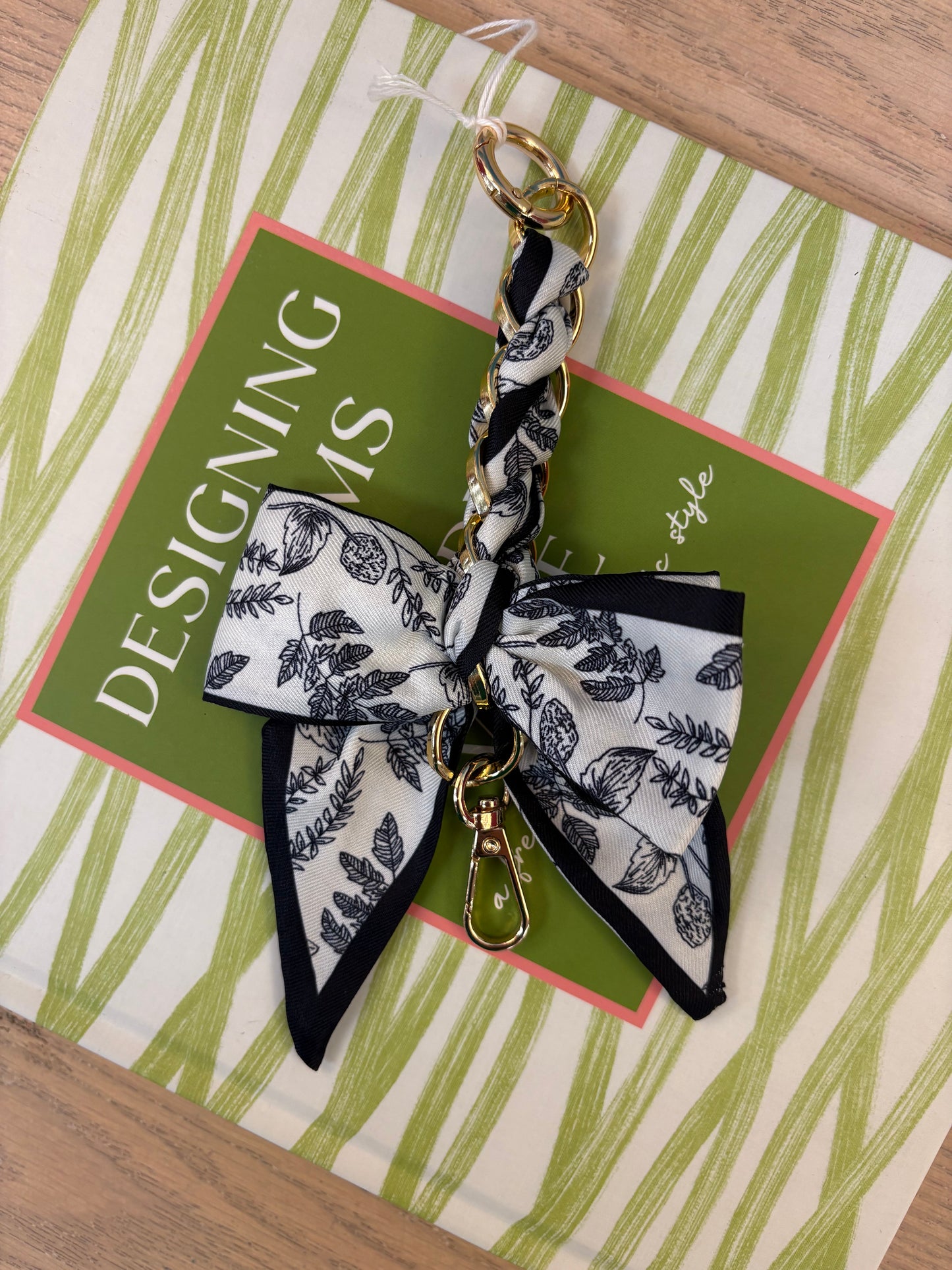 Amy Scarf Charm Keychain