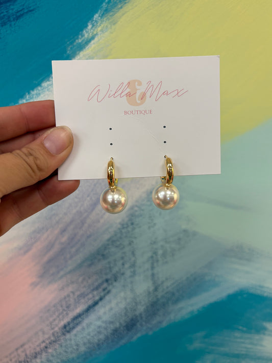 Rowan Pearl Hoop Earrings